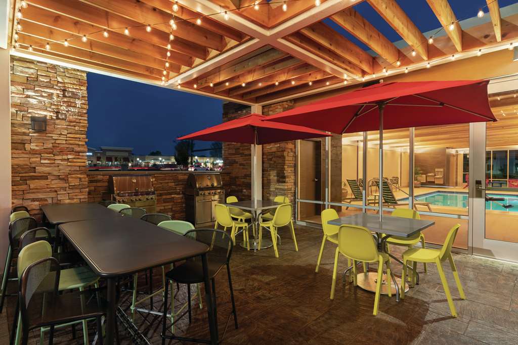 Фото Home2 Suites by Hilton Lancaster