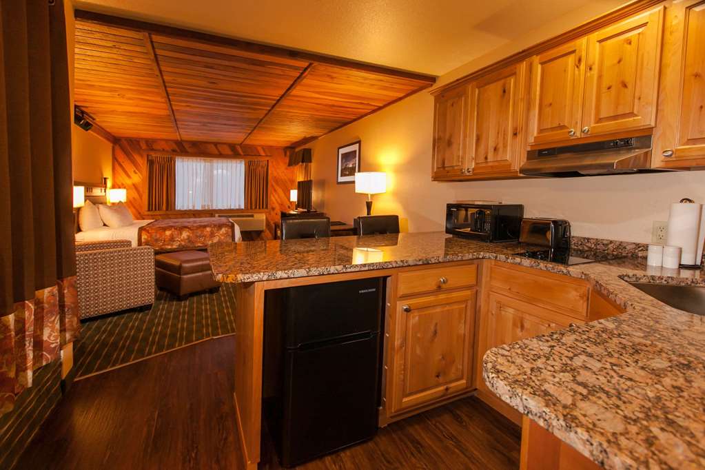 Фото Best Western Plus Tree House