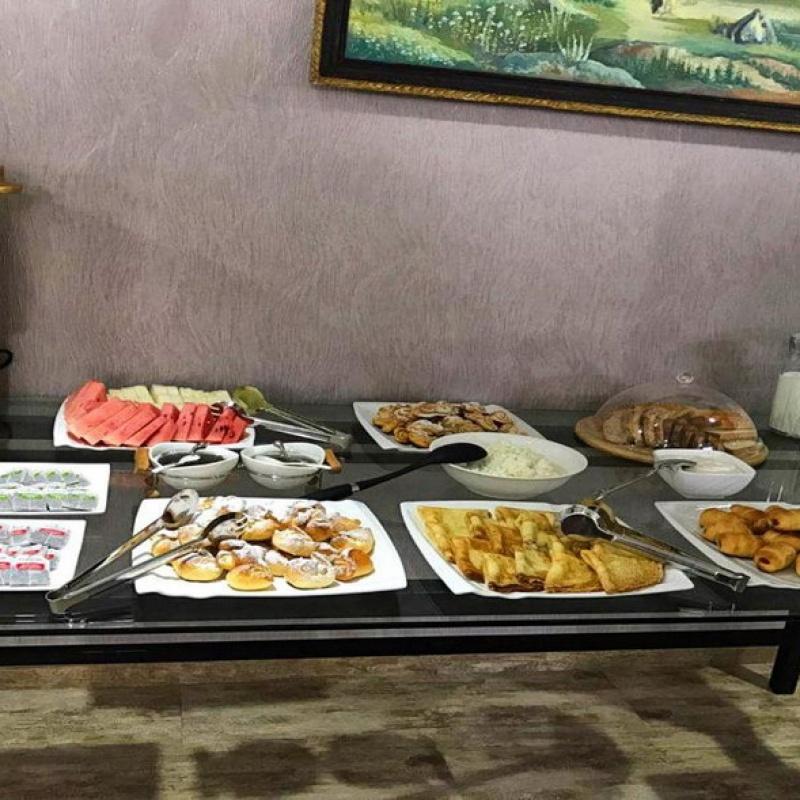 Фото Tourist Inn Hotel