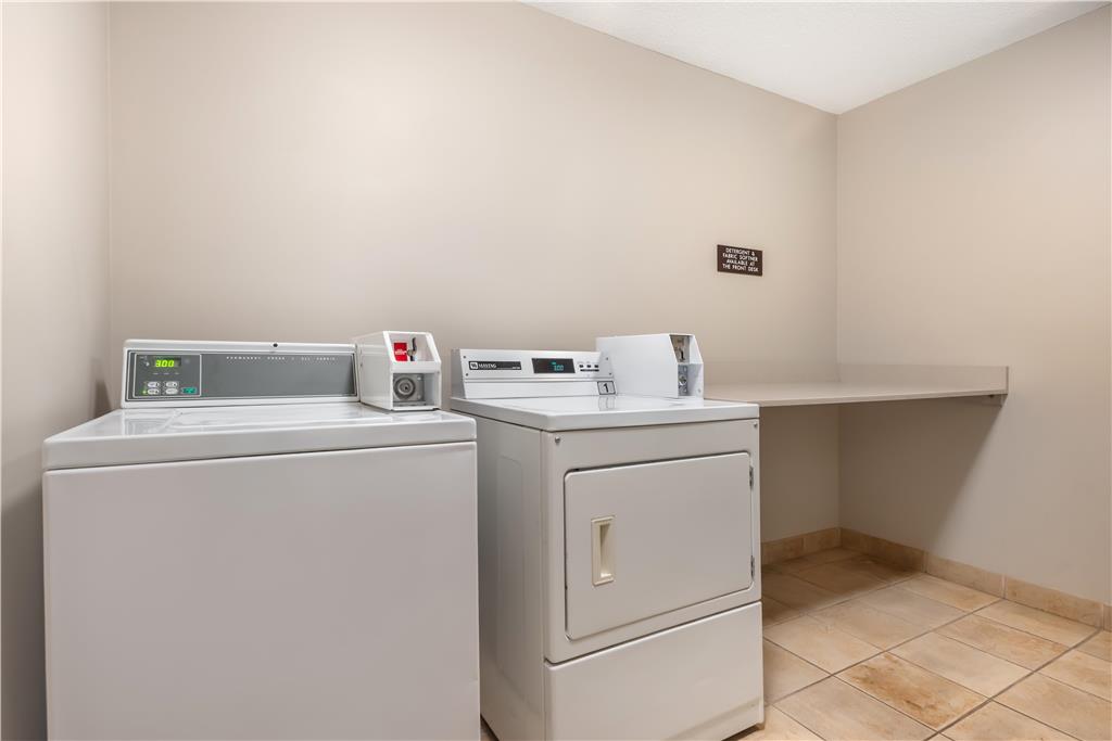 Фото Best Western Plus Calgary Centre Inn