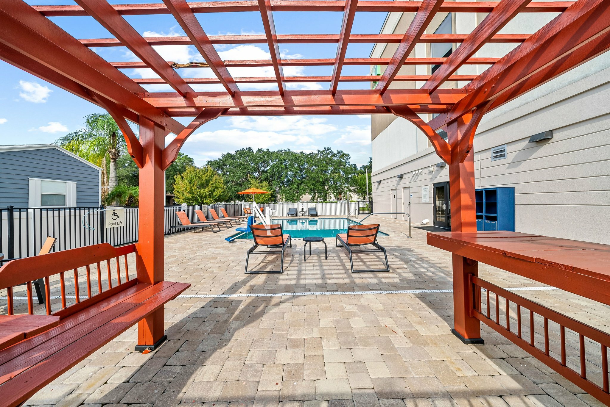 Фото Holiday Inn Express & Suites Lakeland South, an Ihg Hotel