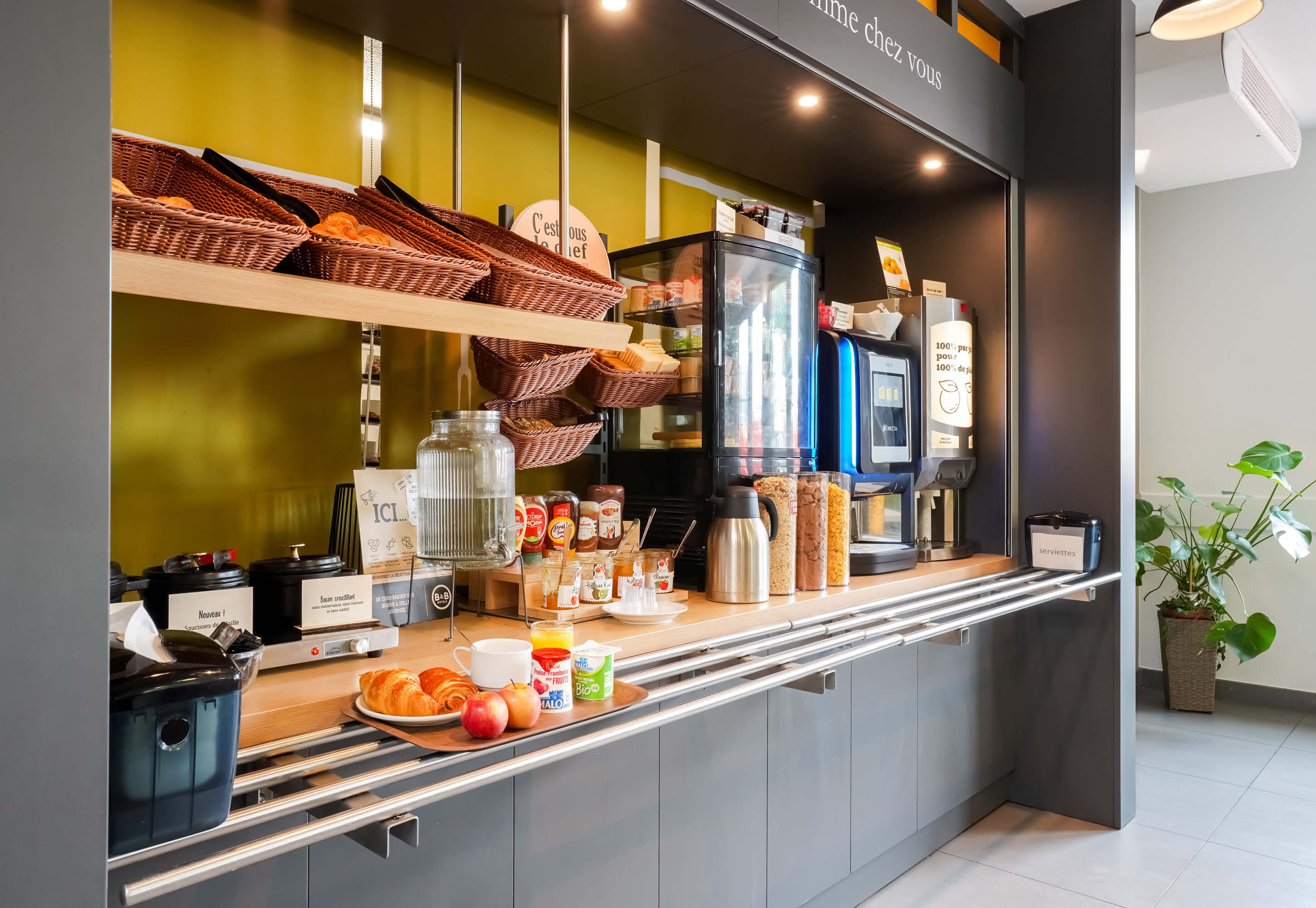 Фото B&b Hotel Goussainville Cdg