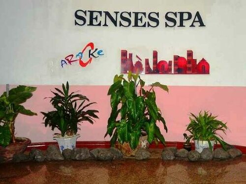 Гостиница Central Hotel в Провинции Куангнгай