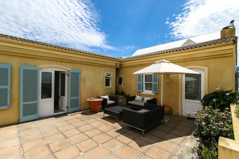 Фото Auberge Burgundy Guest House