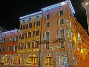 отель Hotel Portici Romantik & Wellness