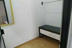 Гостиница Oyo 90699 Yellow White Guesthouse Palu в Палу