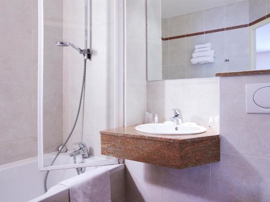 Фото Kyriad Nimes Ouest