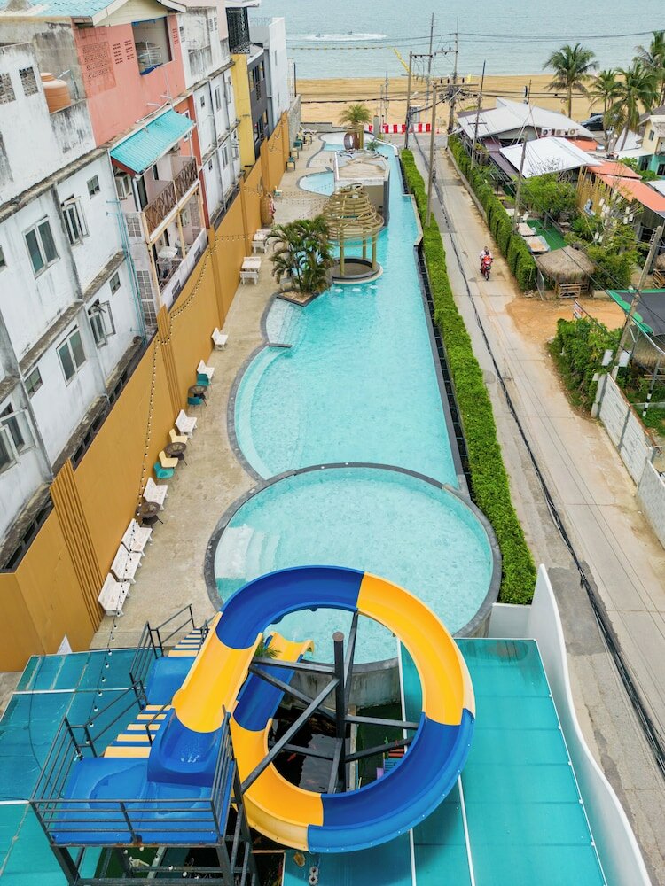 Фото Golden Jomtien Beach Hotel