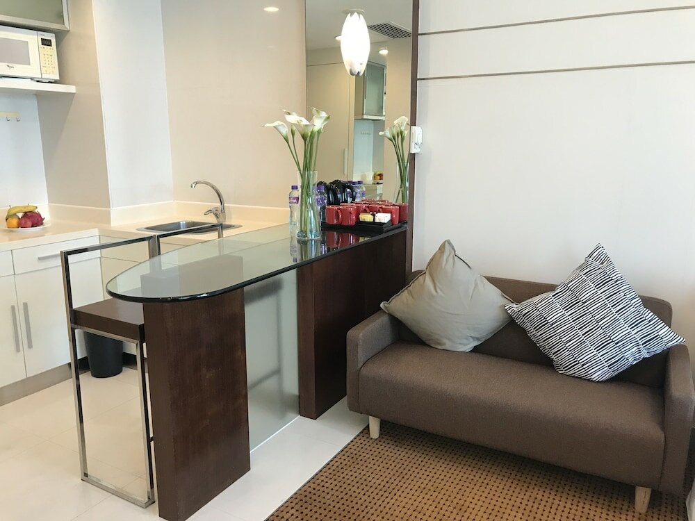 Фото Ramada Hong Kong Grand View