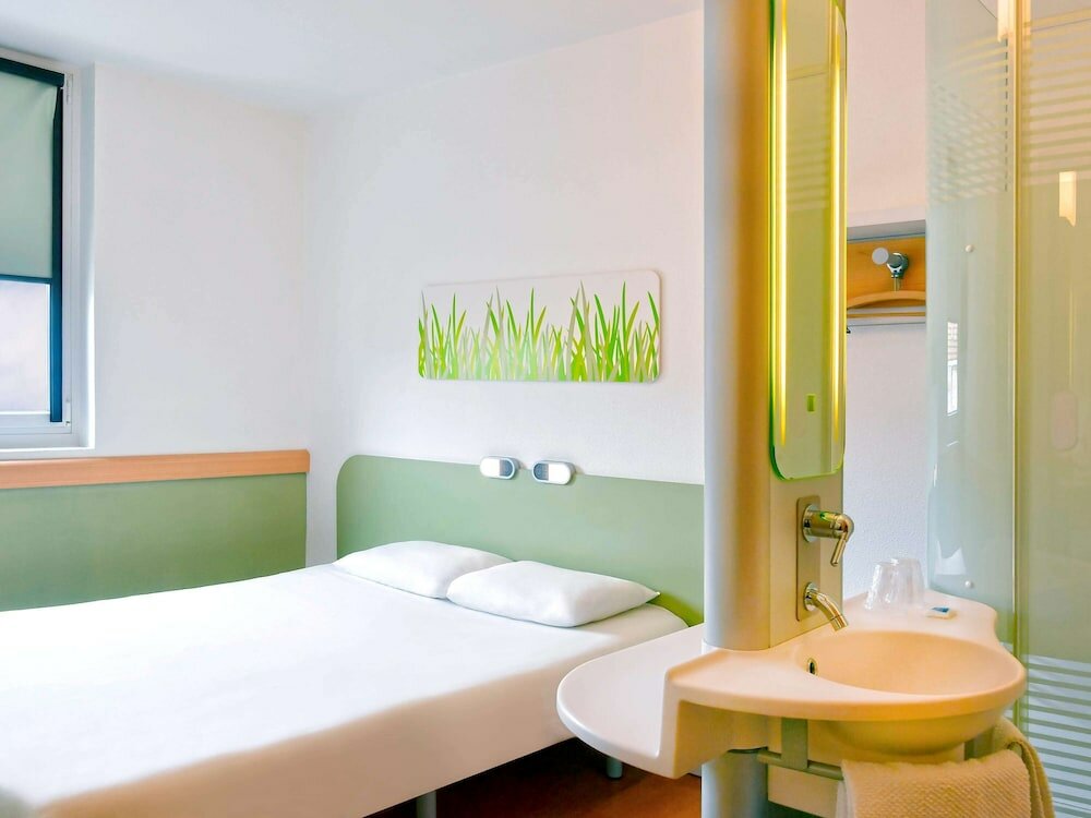 Фото Ibis Budget Nimes Centre Gare