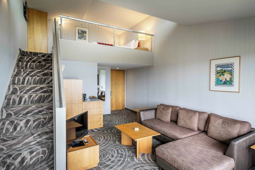 Фото Waipuna Hotel & Conference Centre