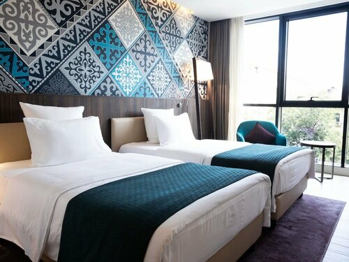 Внешний вид отеля Mercure Алматы Сити центр в Алматах, фото 4