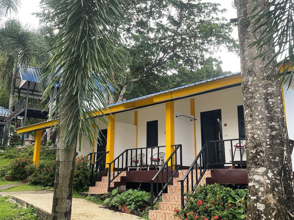 Фото Lonely Beach Pool Resort