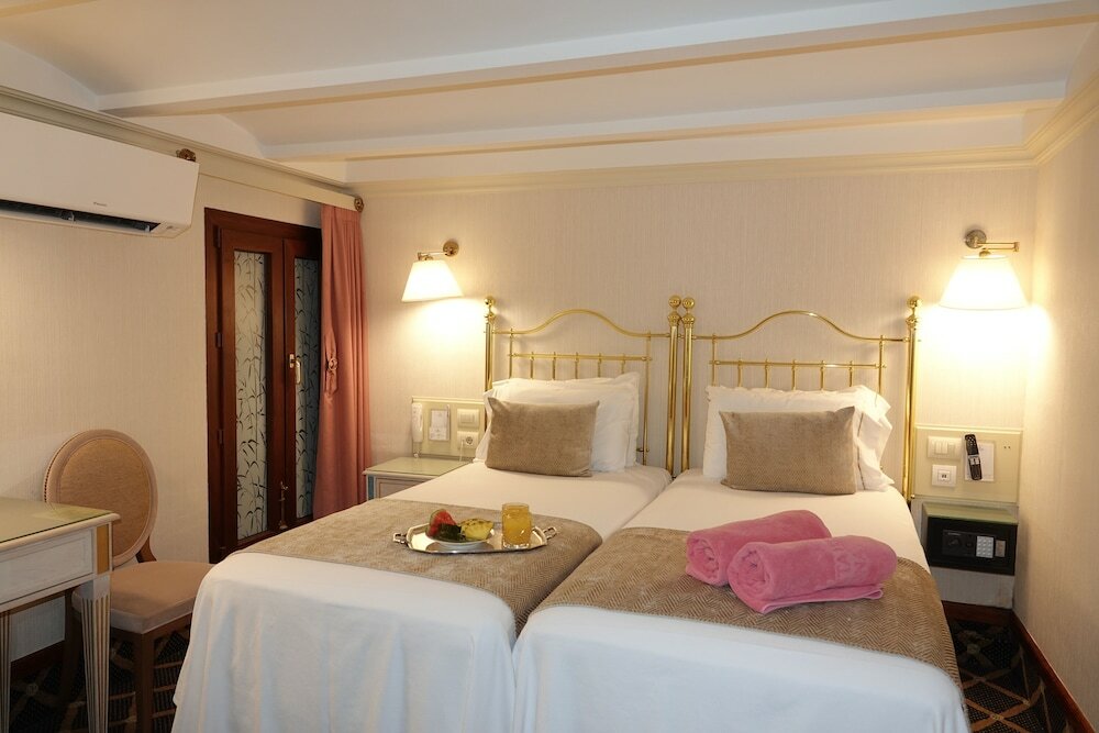 Фото Hotel Continental Palacete