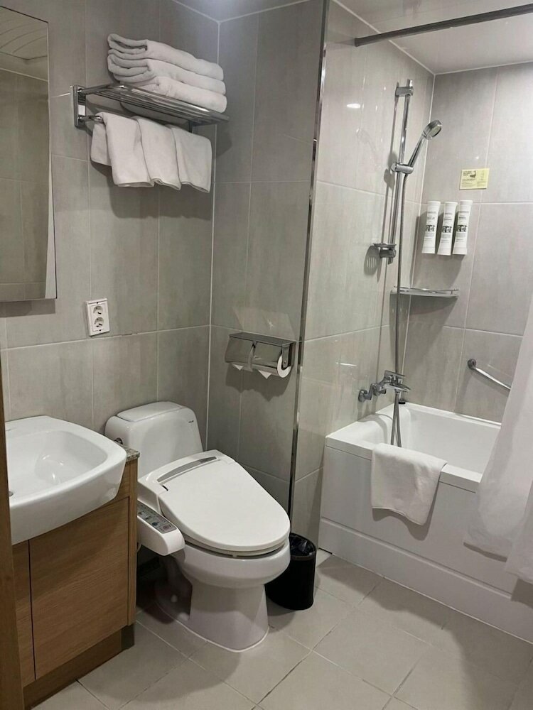 Фото Acube Hotel