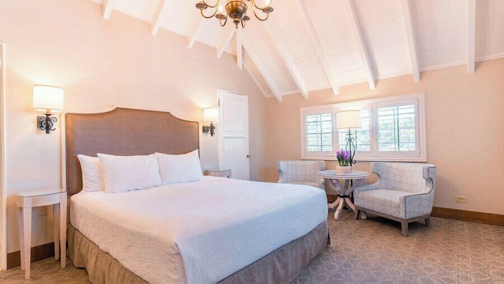 Фото Normandy Inn