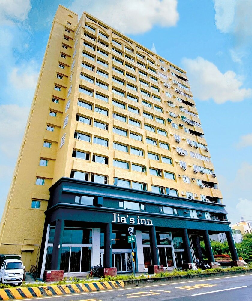 Фото отеля 1