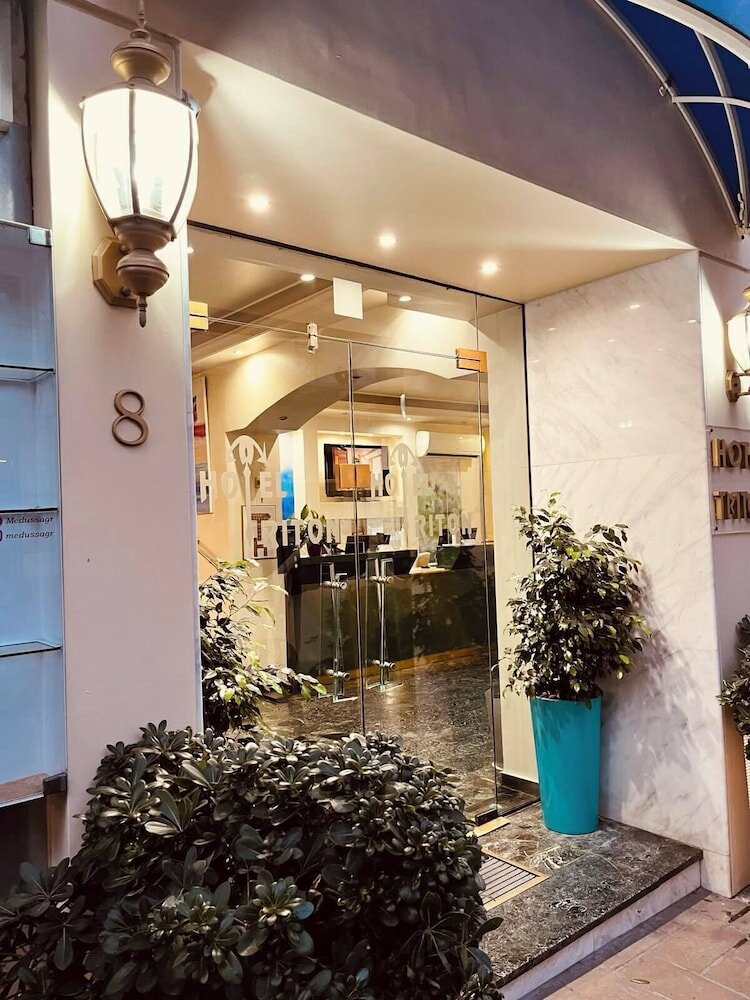 Фото Hotel Triton