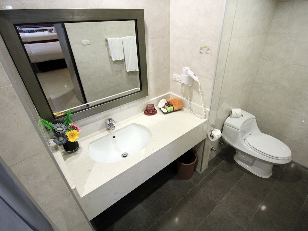 Фото Hotel Tropicana Pattaya