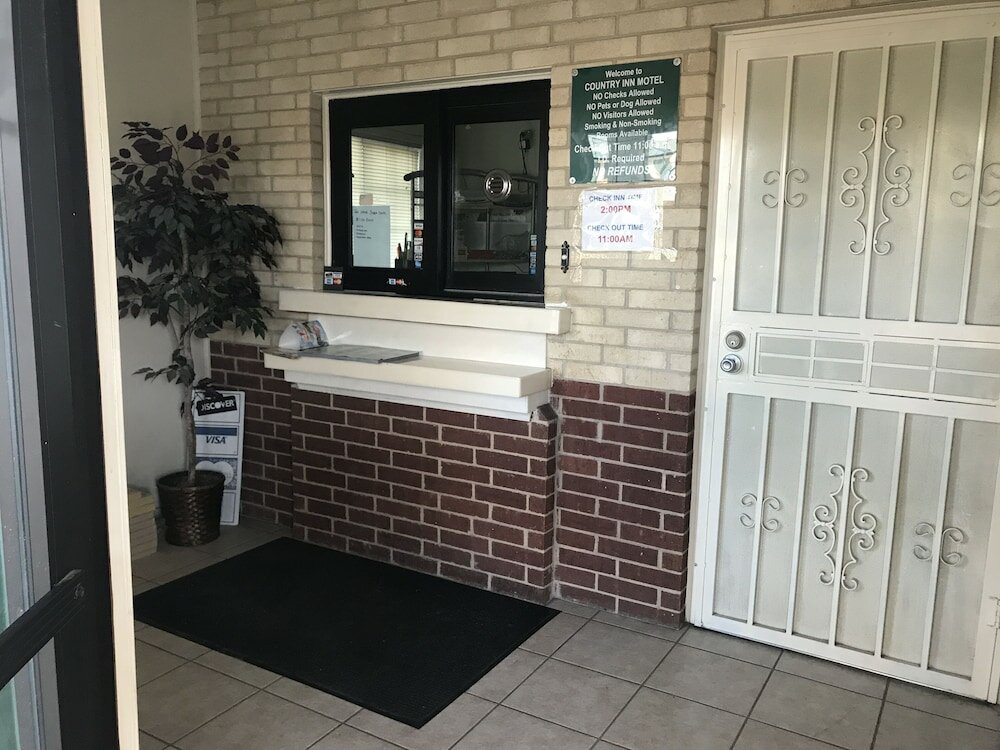 Фото Country Inn Motel