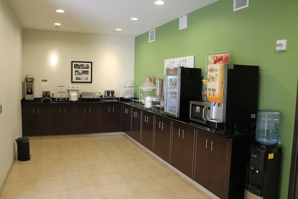 Фото Sleep Inn And Suites Haysville