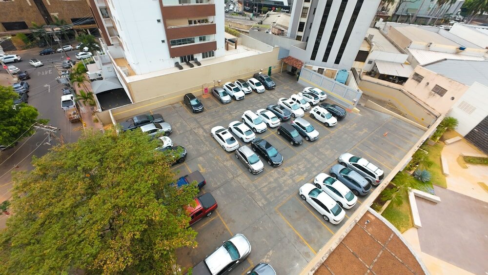 Фото Golden Tulip Goiania Address