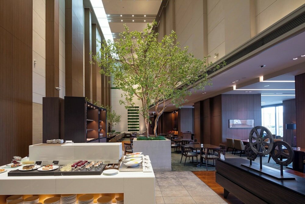 Фото Osaka Marriott Miyako Hotel