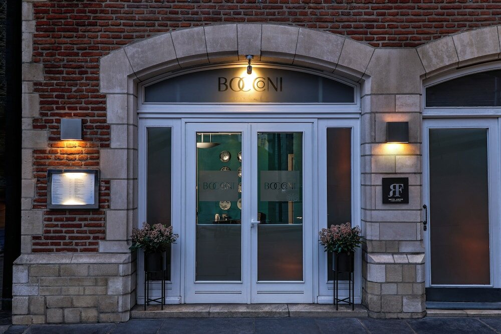 Фото Hotel Amigo