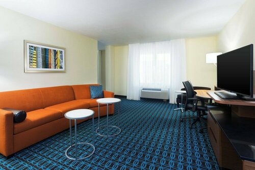 Гостиница Fairfield Inn & Suites Odessa в Одессе