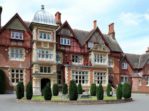Гостиница Pendley Manor в Графстве Хартфордшир