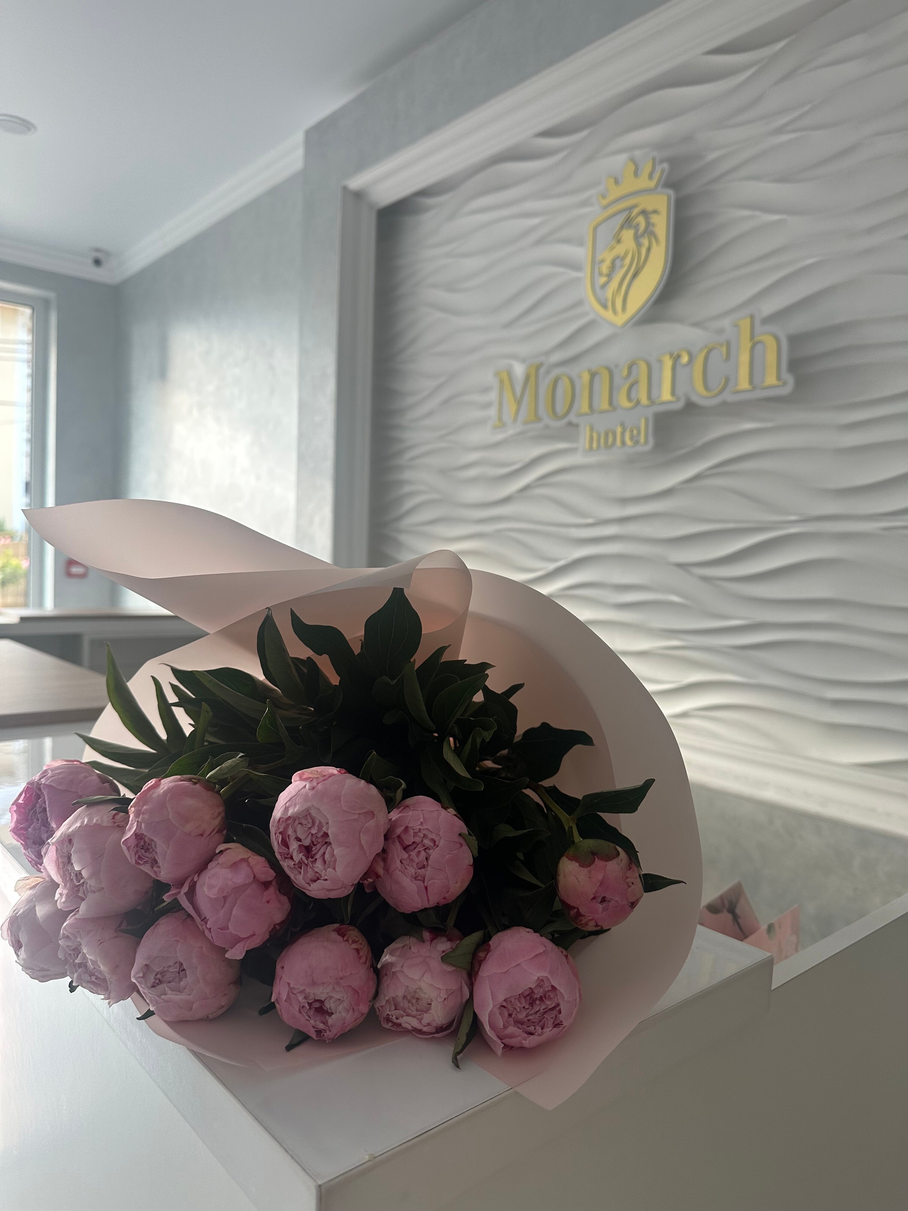 Фото Монарх