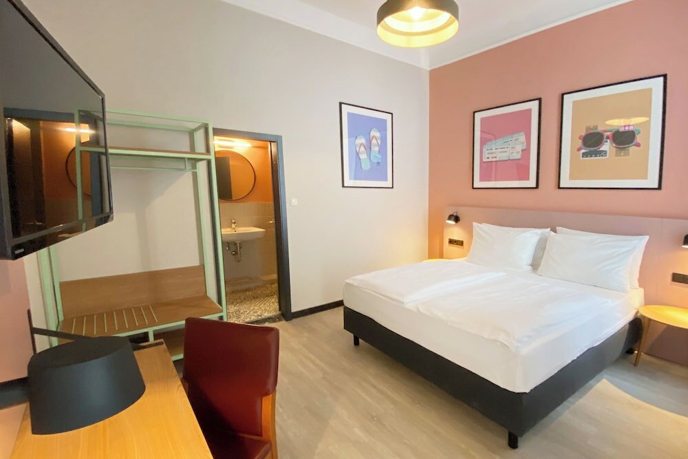 Фото Novum Hotel Kronprinz Hamburg