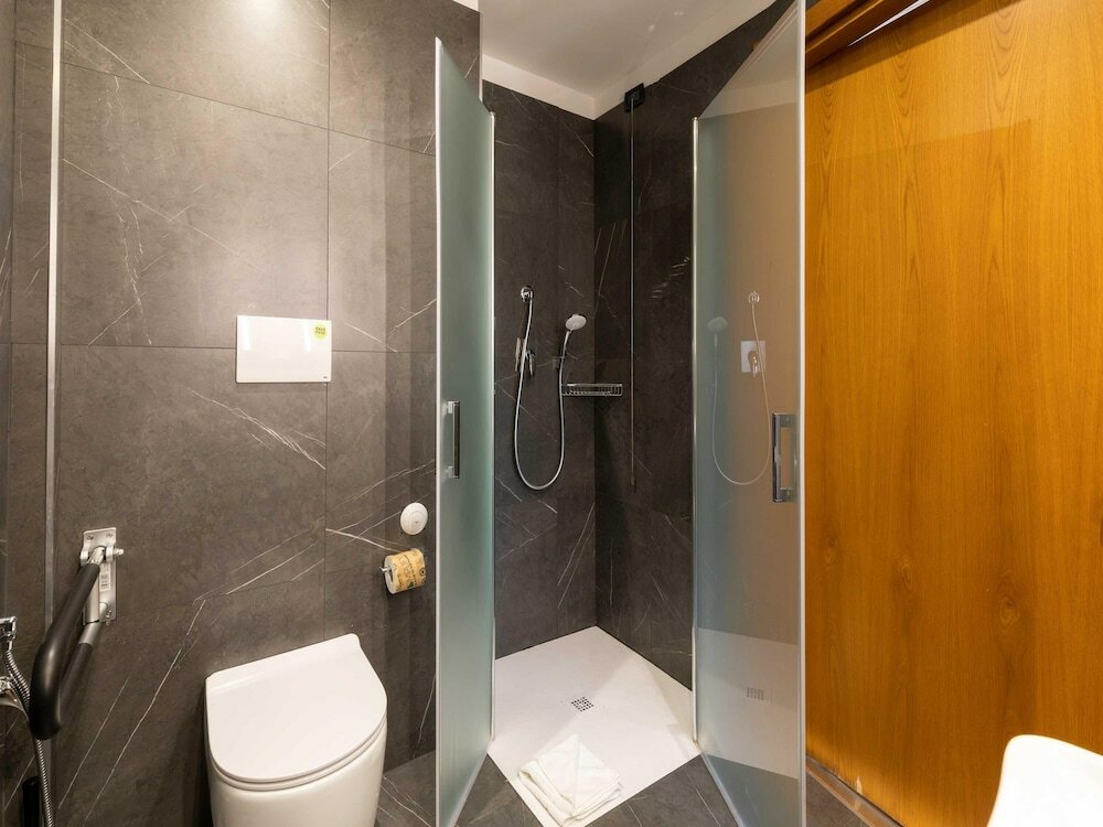Фото B&B Hotel Roma Tuscolana San Giovanni