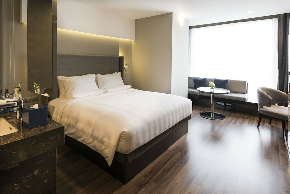 Фото Novotel Suites Hanoi