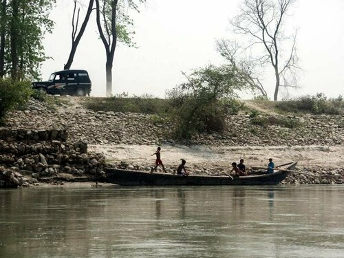 Гостиница Koshi Tappu Wildlife Camp в Биратнагаре