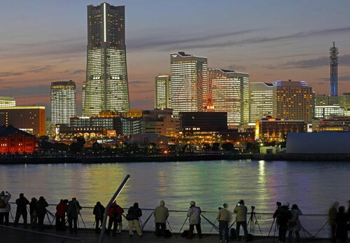 Внешний вид отеля Sotetsu Fresa Inn Yokohama Sakuragicho в Йокогаме, фото 2