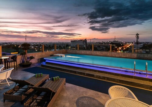 Гостиница Best World Kindai Hotel в Банджармасине