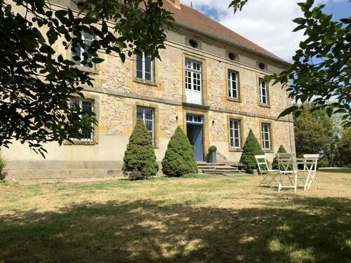 Гостиница Zone Bleue в Мулене