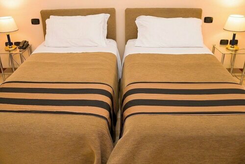Гостиница Hotel Palace 2000 в Помеции