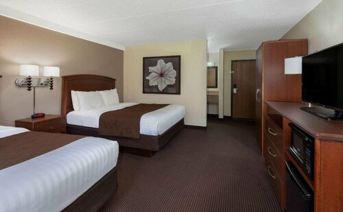 Гостиница AmericInn by Wyndham Ironwood в Айронвуде