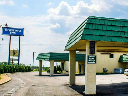 Гостиница Rodeway Inn Moosic - Scranton в Скрантоне
