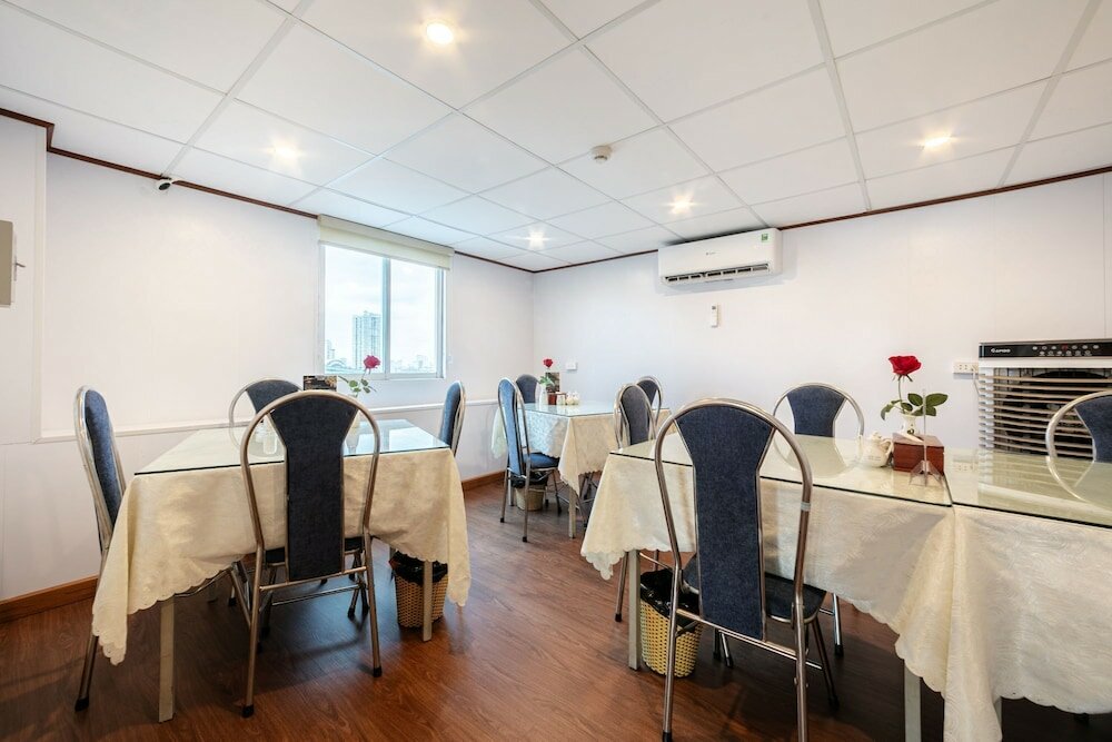 Фото A25 Hotel - Dich Vong Hau