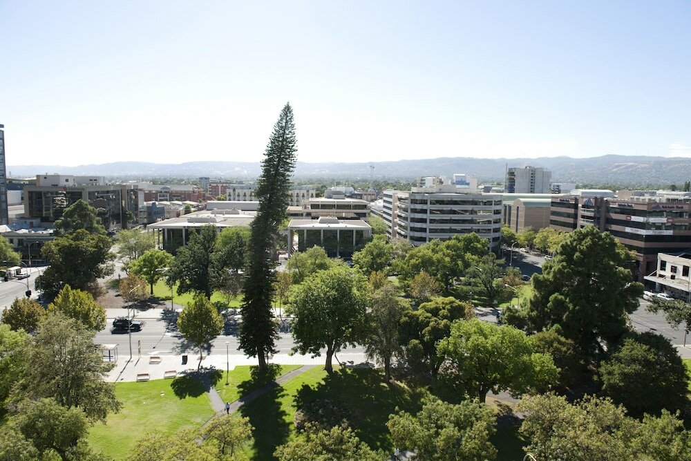 Фото Mantra Hindmarsh Square