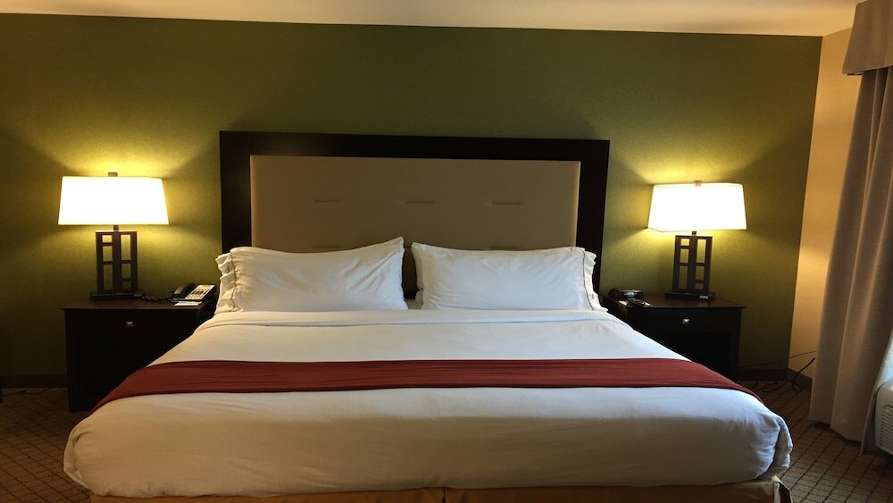 Фото Holiday Inn Express Sacramento Airport Woodland, an Ihg Hotel