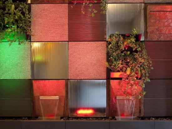 Фото Escale Oceania Aix-en-Provence