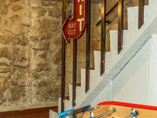 Фото Young and Happy Hostel