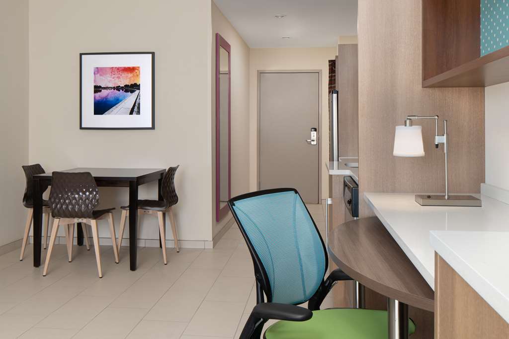 Фото Home2 suites by Hilton Carlsbad