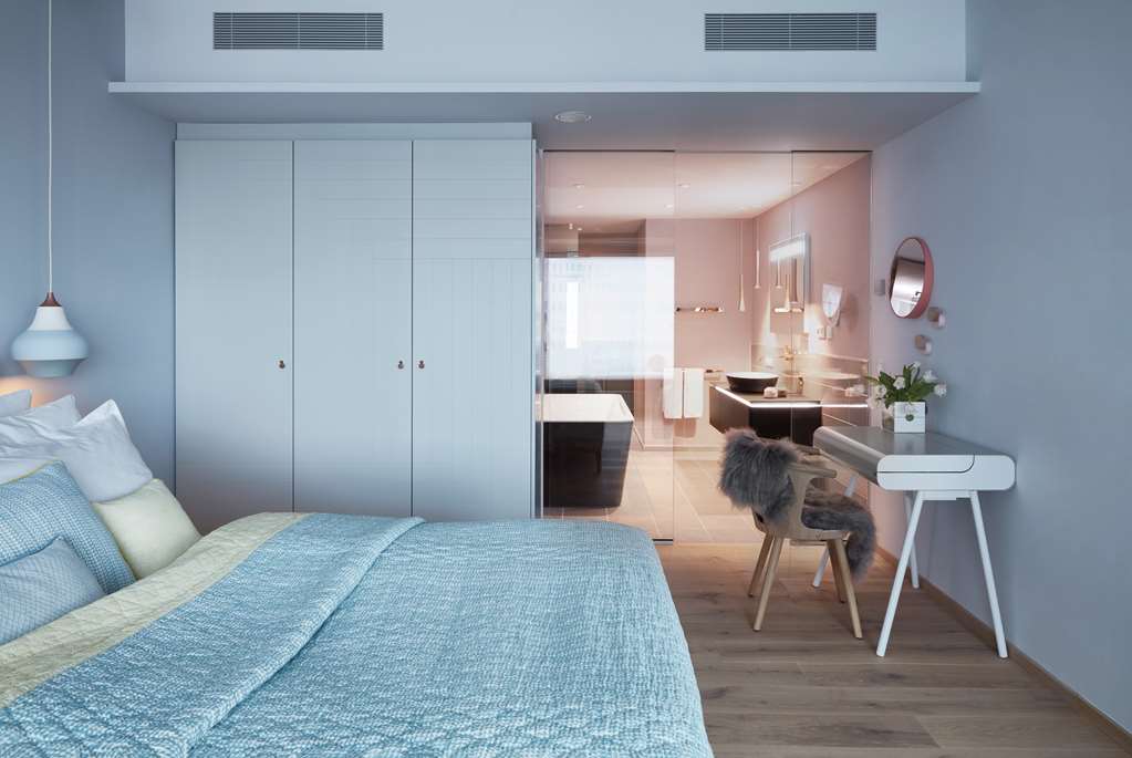 Фото Radisson Blu Hotel, Frankfurt