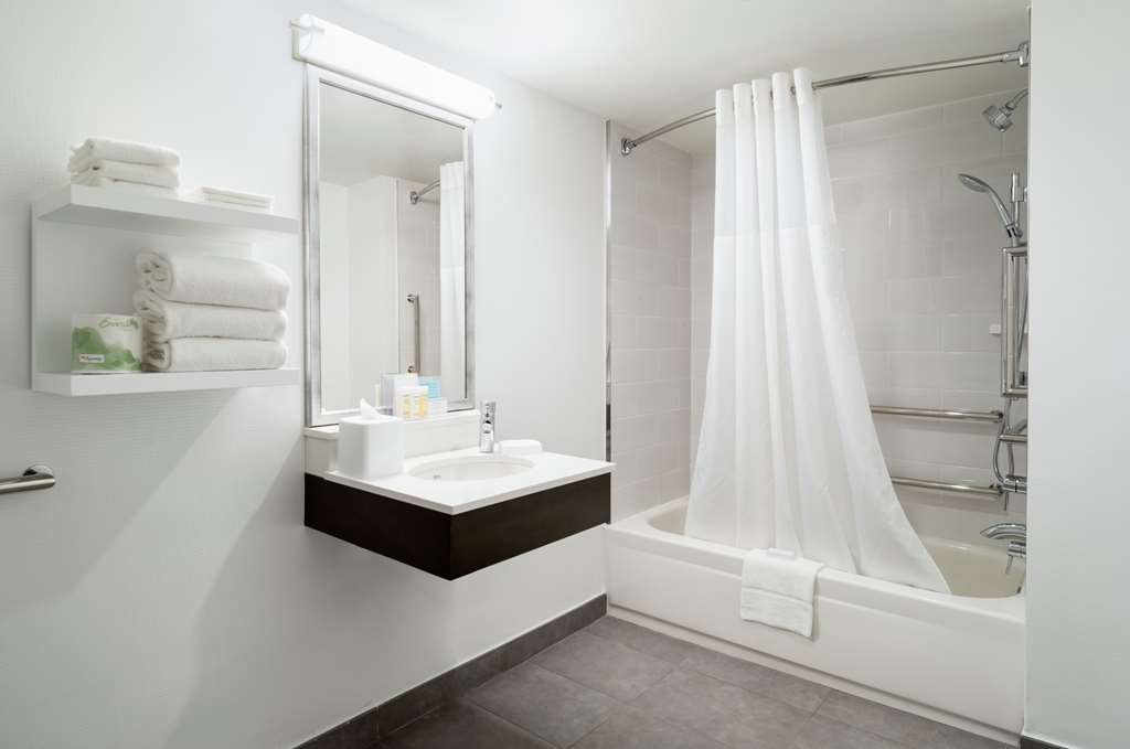 Фото Hampton Inn Manhattan-Chelsea