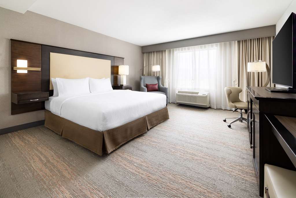 Фото Hampton Inn & Suites Napa